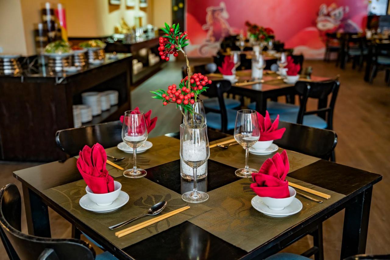 Paralia Hotel Nha Trang Eksteriør bilde